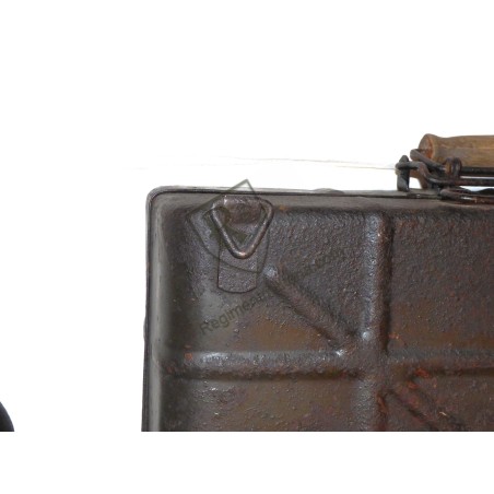 German M24 stick grenade carrier box