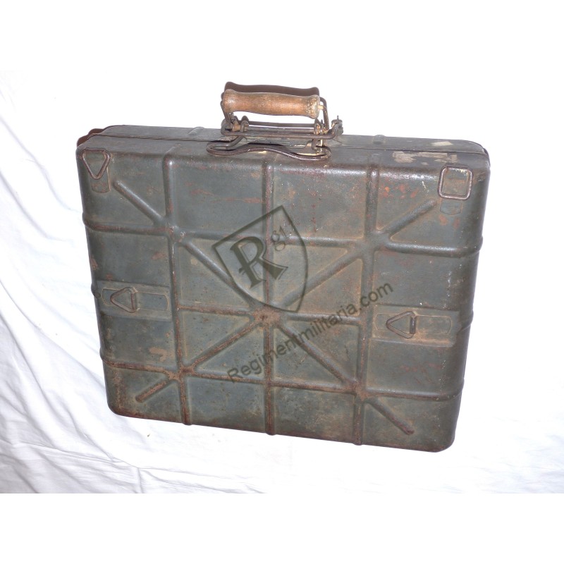 German M24 stick grenade carrier box