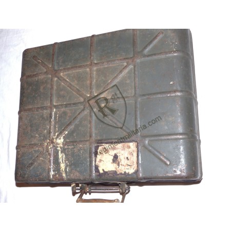 German M24 stick grenade carrier box