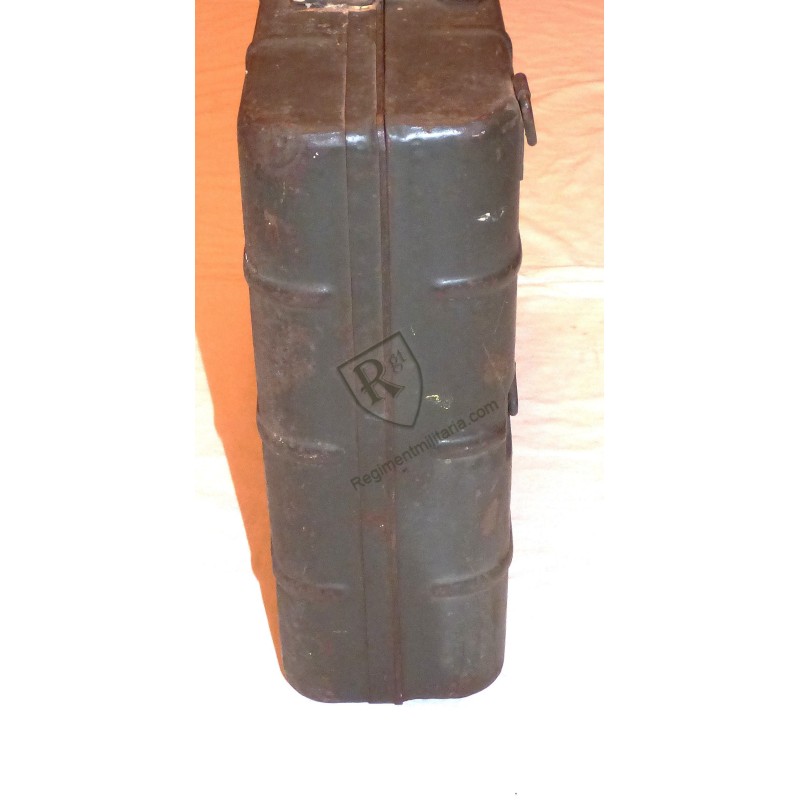 German M24 stick grenade carrier box