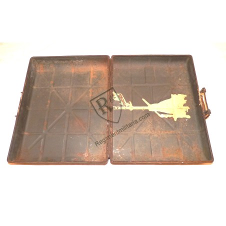 German M24 stick grenade carrier box