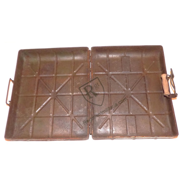 German M24  stick grenade carrier box