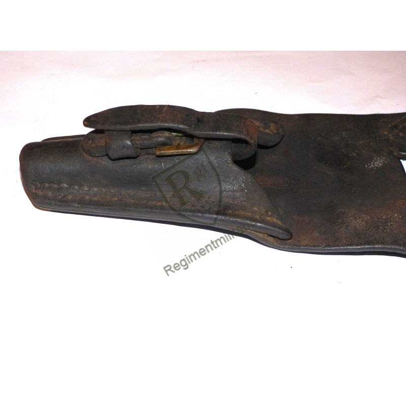 Pattern 1888 Lebel bayonet frog