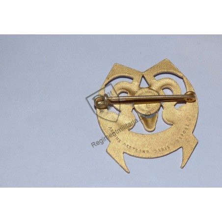 French 7th RTA Badge by