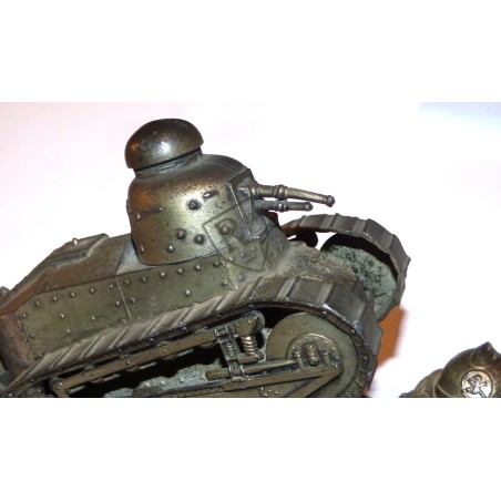 Large size Renault FT17 WW1 tank