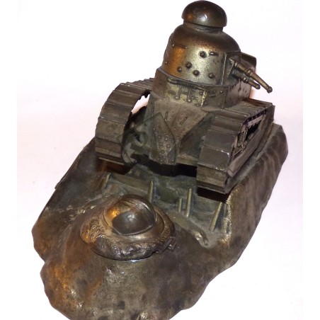 Large size Renault FT17 WW1 tank