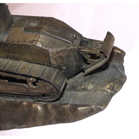 Large size Renault FT17 WW1 tank