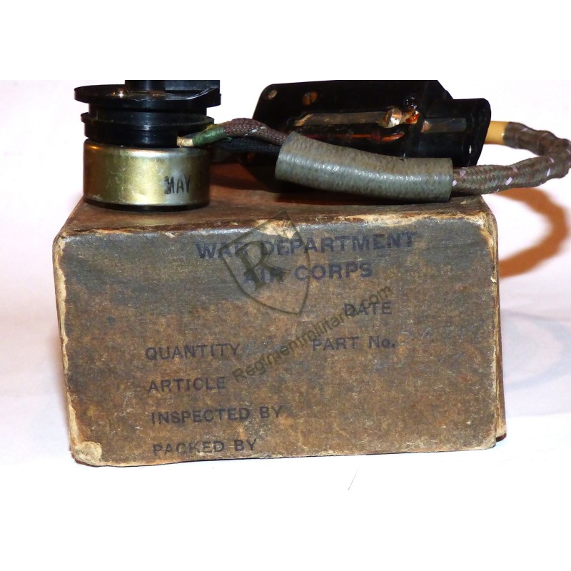 Boxed RAF Microphone oxygen mask