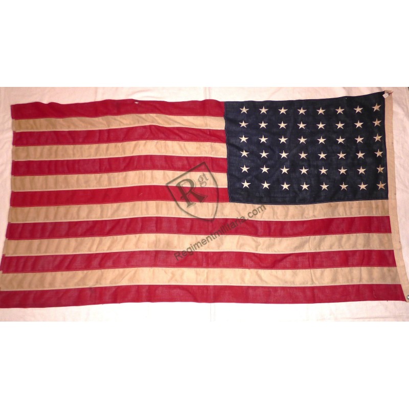 US 48 stars flag.