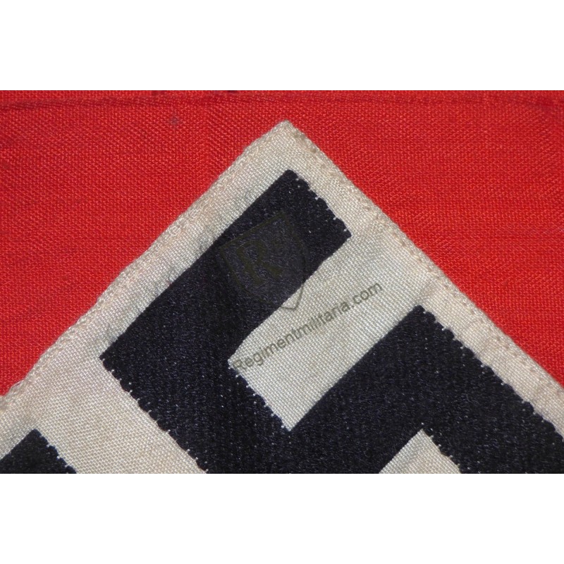 Brassard HJ avec étiquette