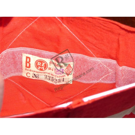 Brassard HJ avec étiquette