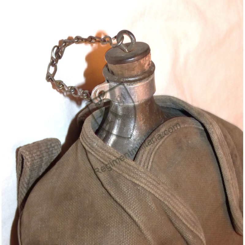 Indochina pattern 1951 canteen.