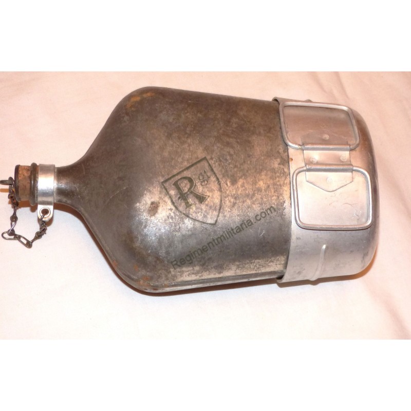 Indochina pattern 1951 canteen.