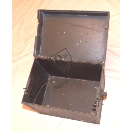 Military radio case, model R15-36, FRANCE 40