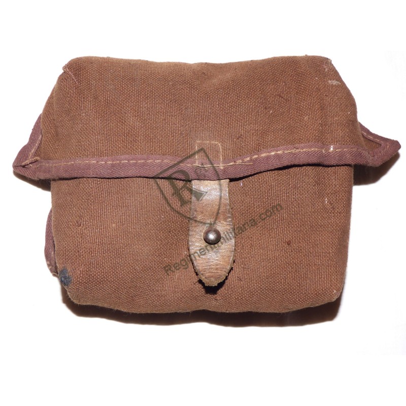 Lebel Ersatz ammo pouch 1915