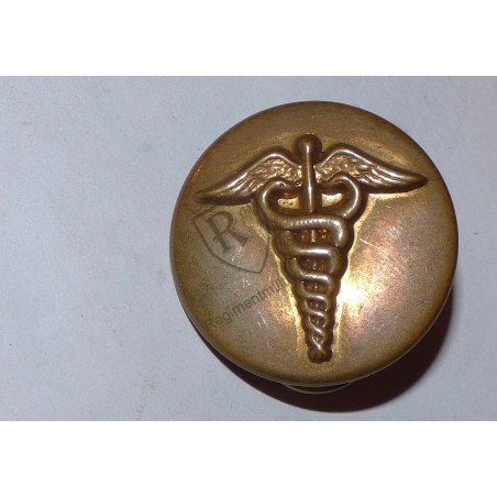 US ARMY WW2 medic collar badge