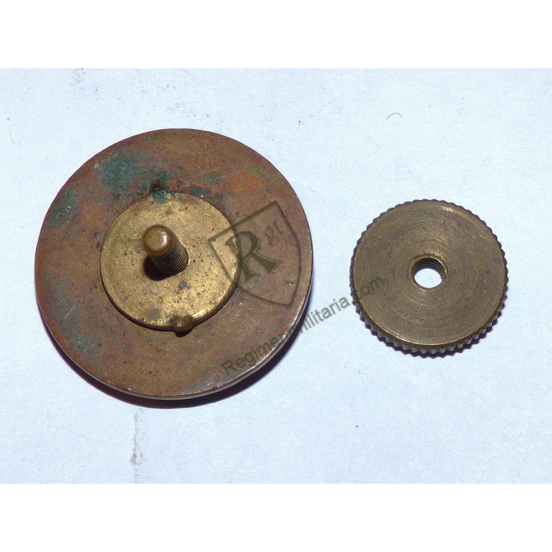 US ARMY WW2 COLLAR BADGE