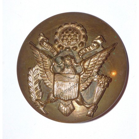 US ARMY WW2 cap badge