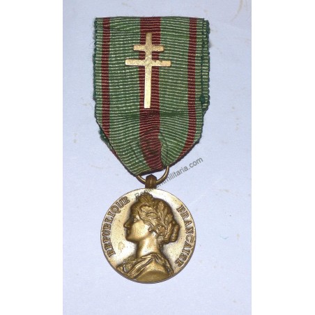 Médaille des évadés avec croix de Lorraine