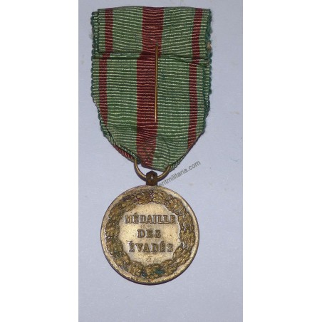 French Escapees' Medal with ribbon
