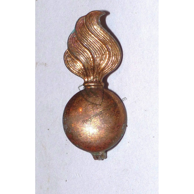 US ARMY Ordnance Corps collar badge