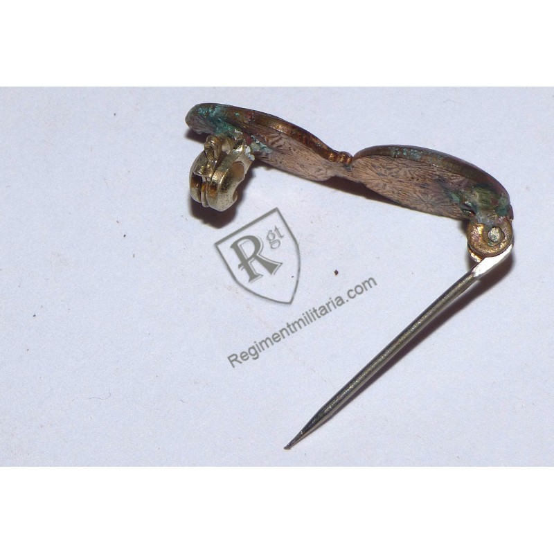 US ARMY Ordnance Corps collar badge