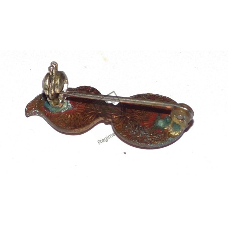 US ARMY Ordnance Corps collar badge