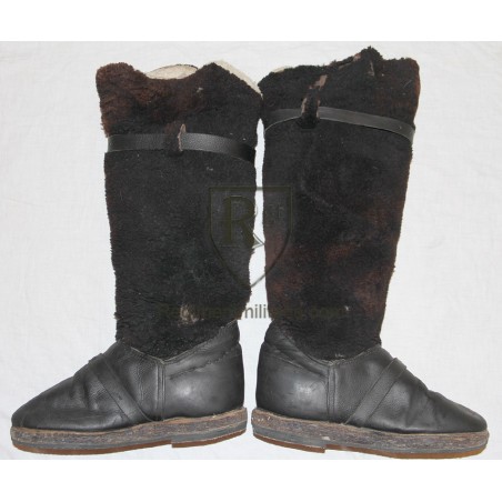 Normandie-Niemen - scarce set flying boots and gloves.