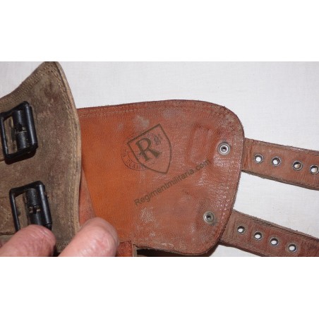 Brodequins à jambières attenantes Modèle 1952