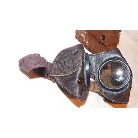 Issue Heer glasses with sheath