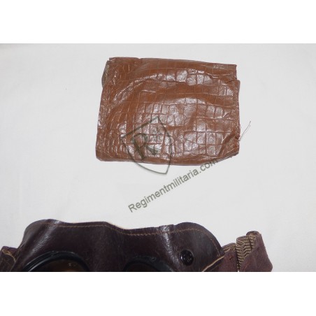 Issue Heer glasses with sheath