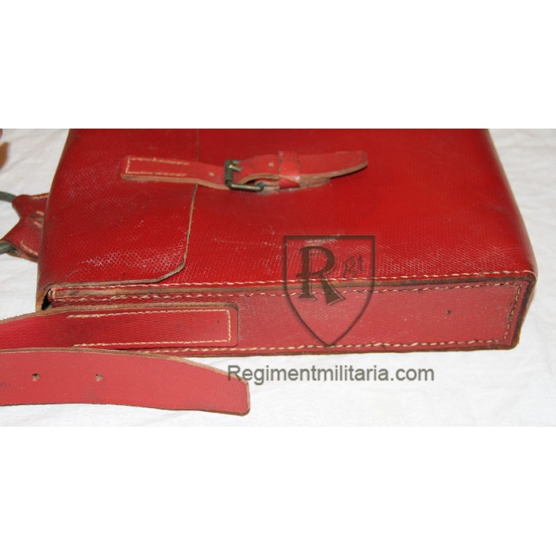 Spahis cavalry red leather bag.