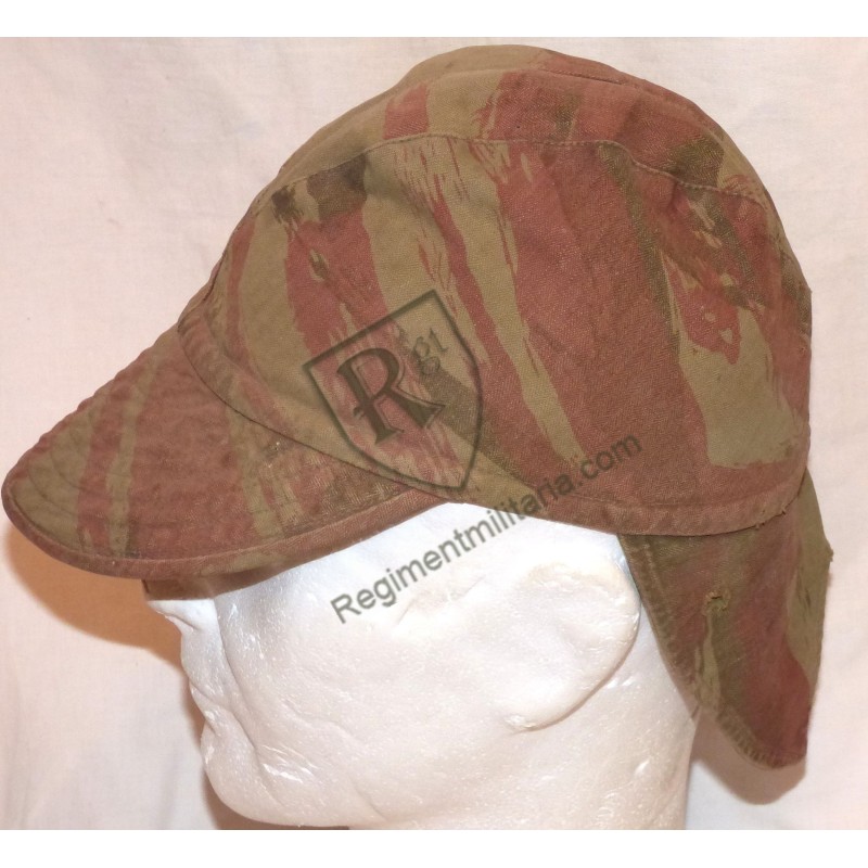 Casquette camouflée Bigeard époque Algérie.
