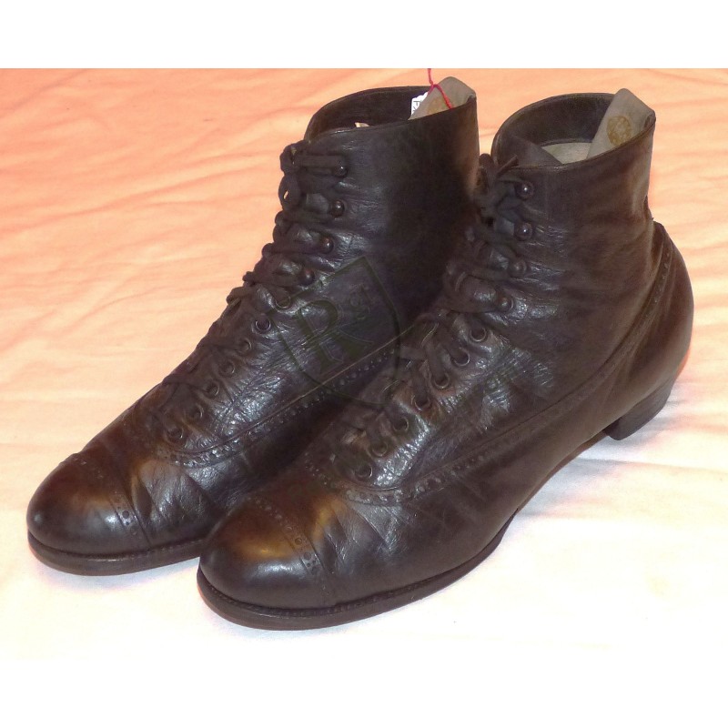 Edwardian era brand officer's leather shoes