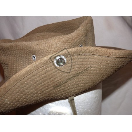 Chapeau brousse fabrication locale.