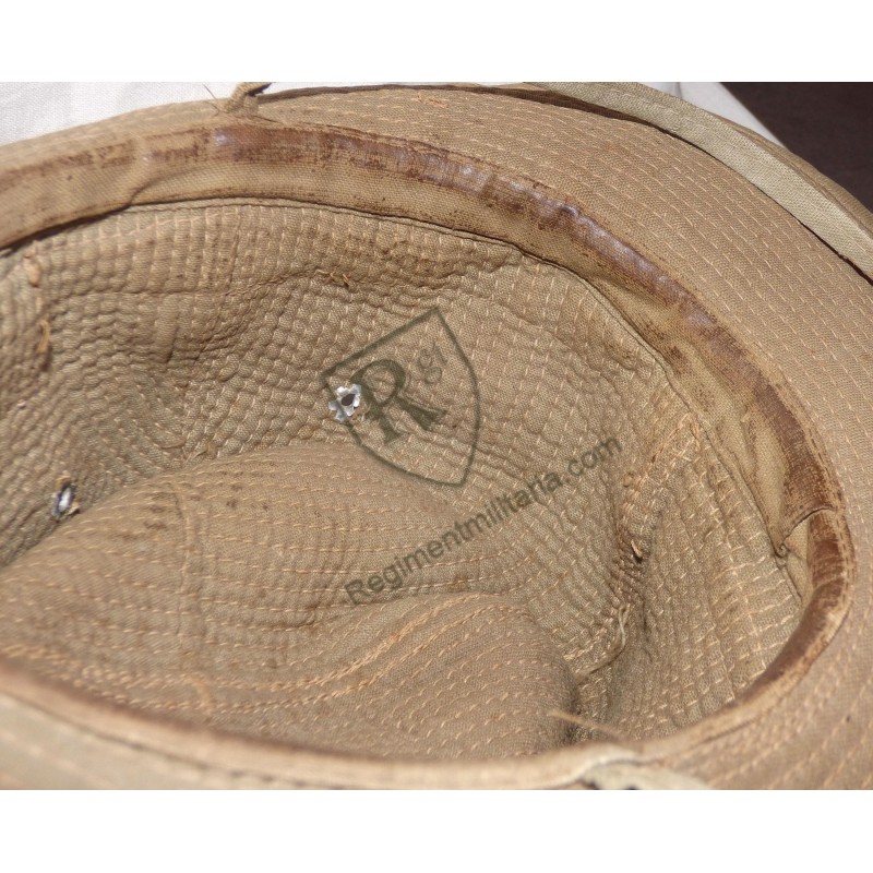 Chapeau brousse fabrication locale.