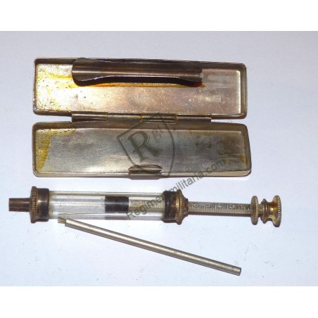 Medic Heer tools kit