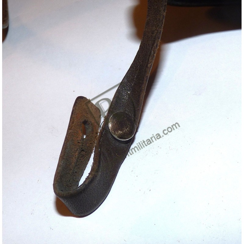 German WW2 binoculars raincover and strap