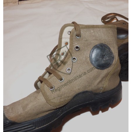 Paire de pataugas Algérie datées