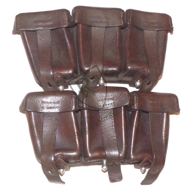 Pair of early Luftwaffe ammunition pouches