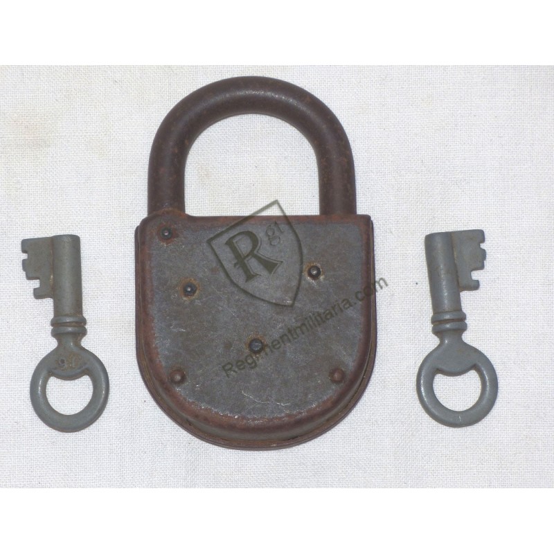 Cadenas de cantine militaire