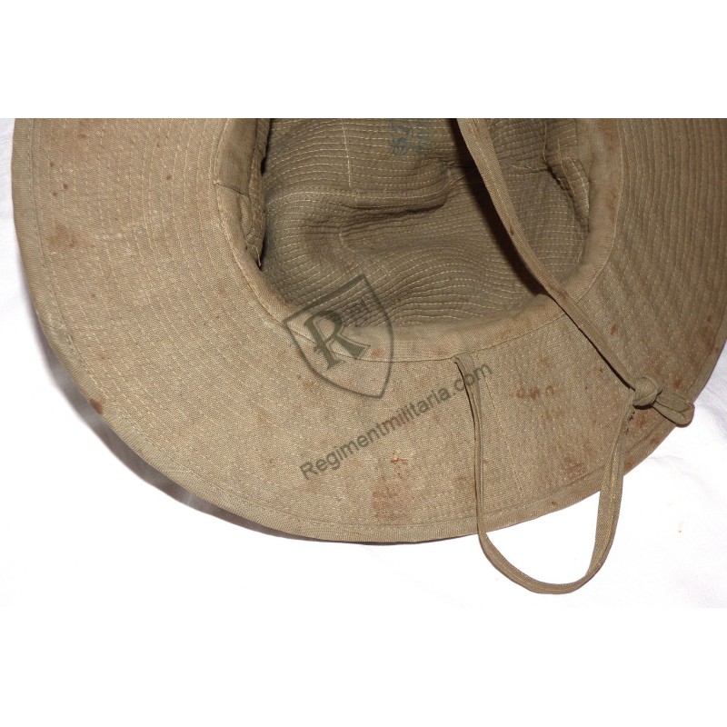 Chapeau brousse fabrication locale.