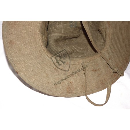Chapeau brousse fabrication locale.
