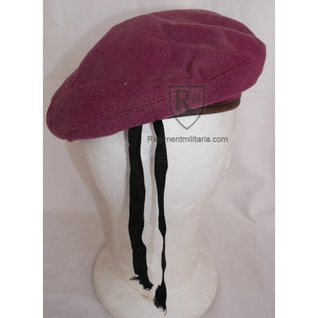 Pattern 46 Colonial worn para beret.