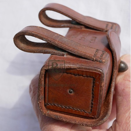 Colt 38 brown leather ammo pouche 1910 dated.