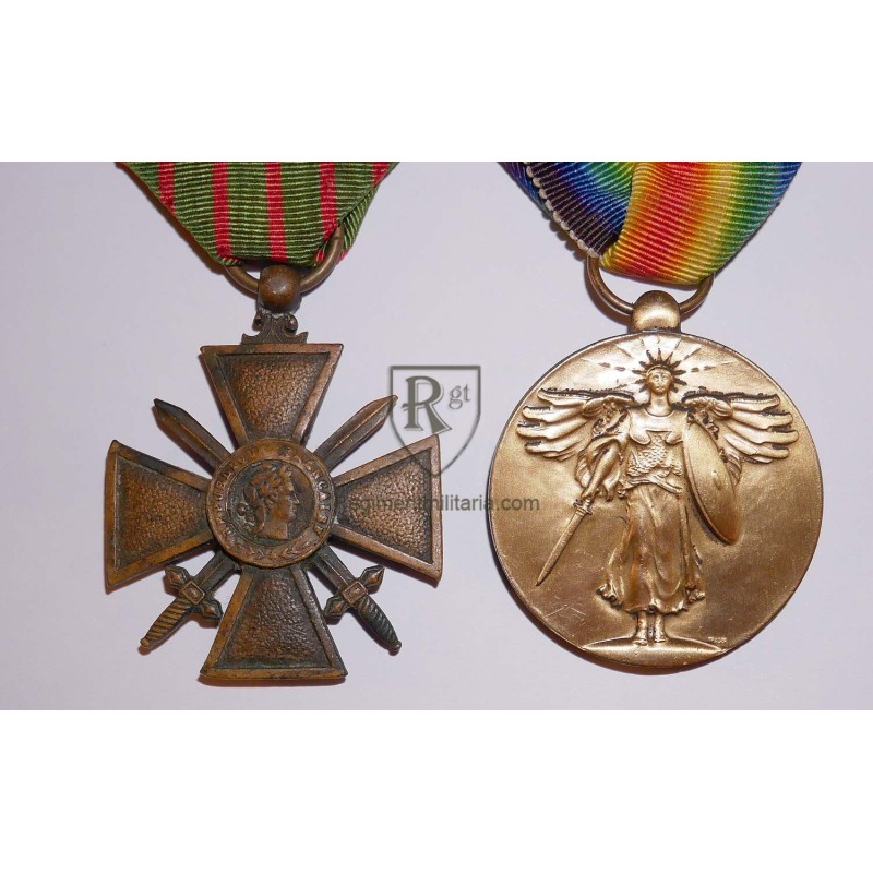 Ensemble médaille US Victory et croix de guerre 1917.