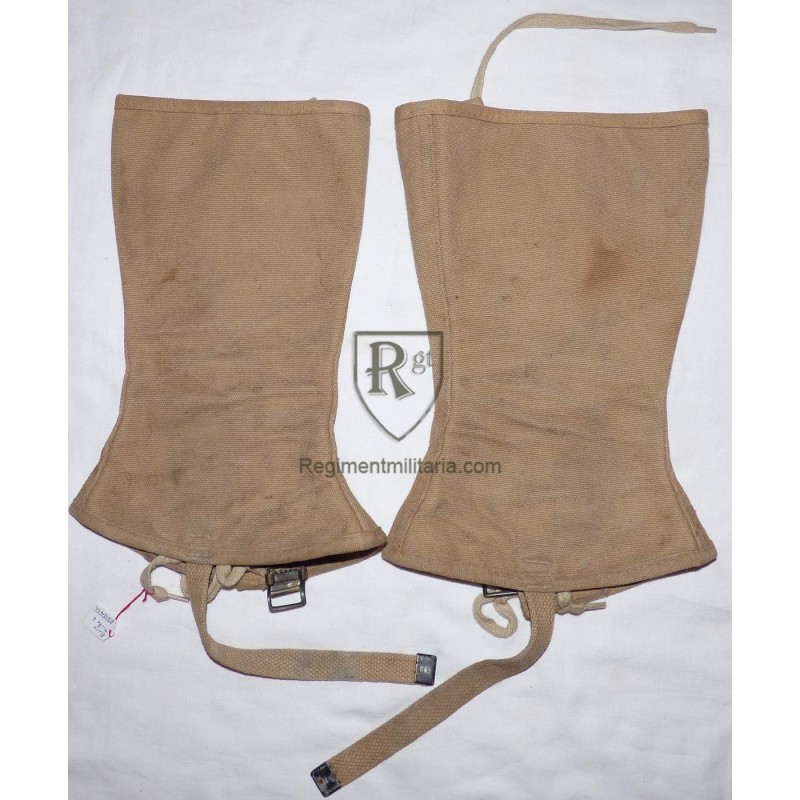 M-1938 scarce Size 6 gaiters 1942 dated.