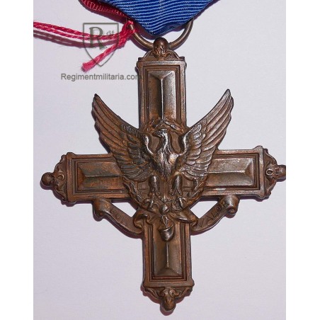 Distinguished Service Cross.