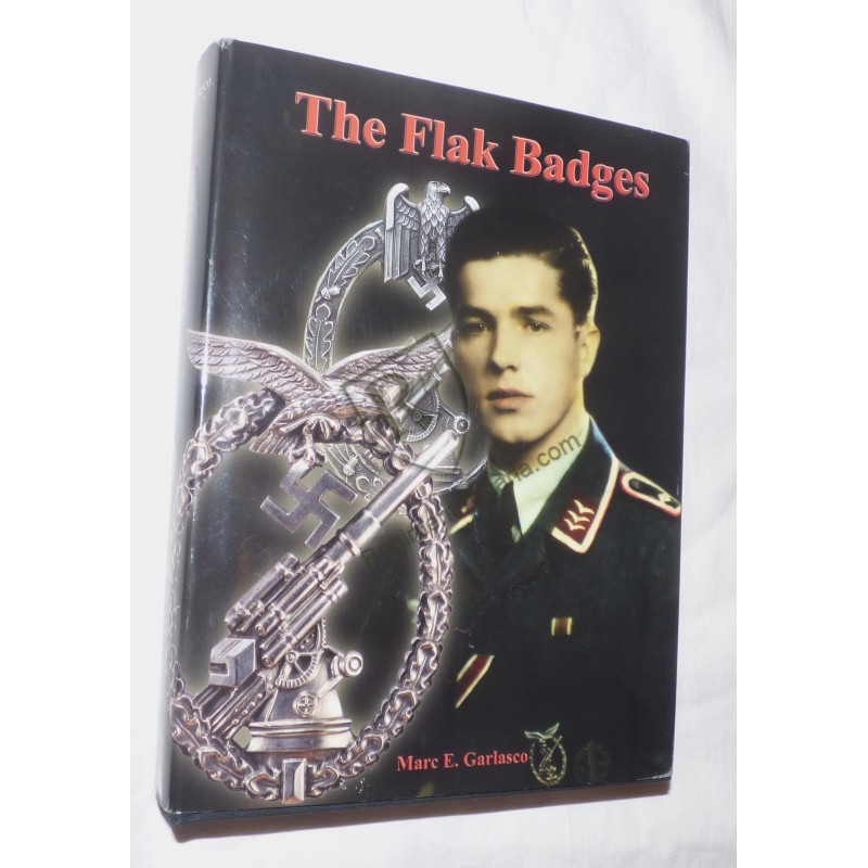 Livre THE FLAK BADGES