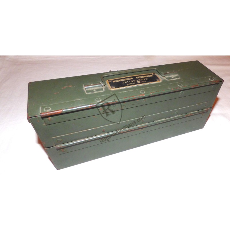 US Army Signal Corps CS-137 case